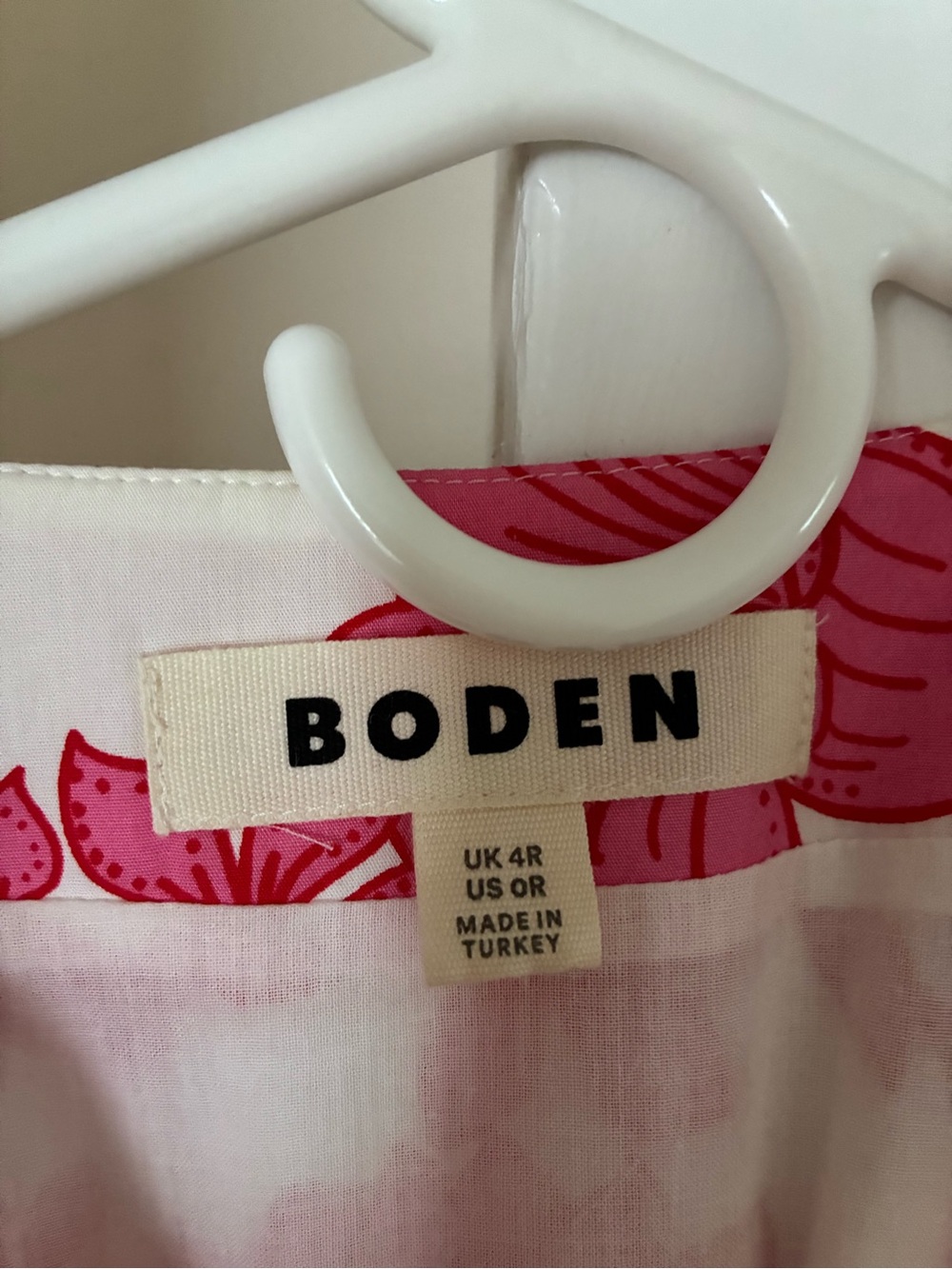 Boden Bella Puff Sleeve Dress in Cascade Blossom - Picture 7 of 7